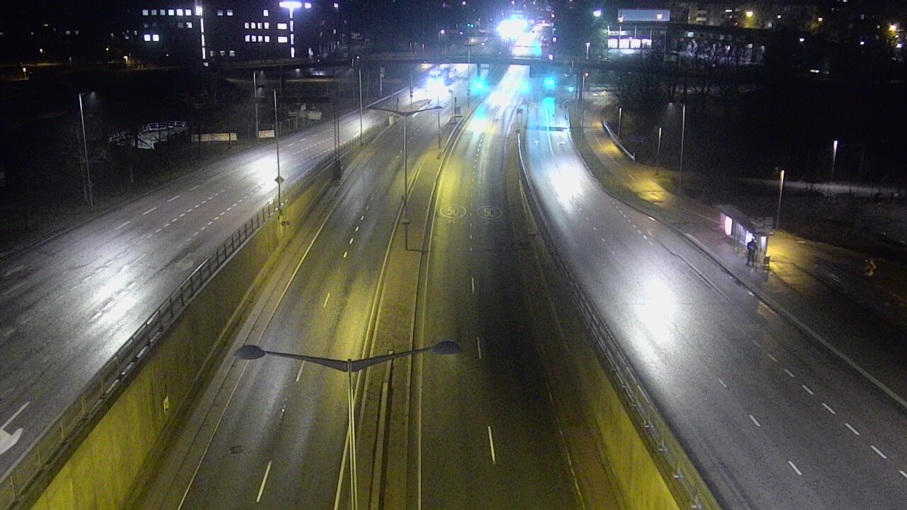 Weather Camera Image Väg 100 Helsingfors Skogsbackavägen, Stenhagen, Mast, Helsinki, Uusimaa