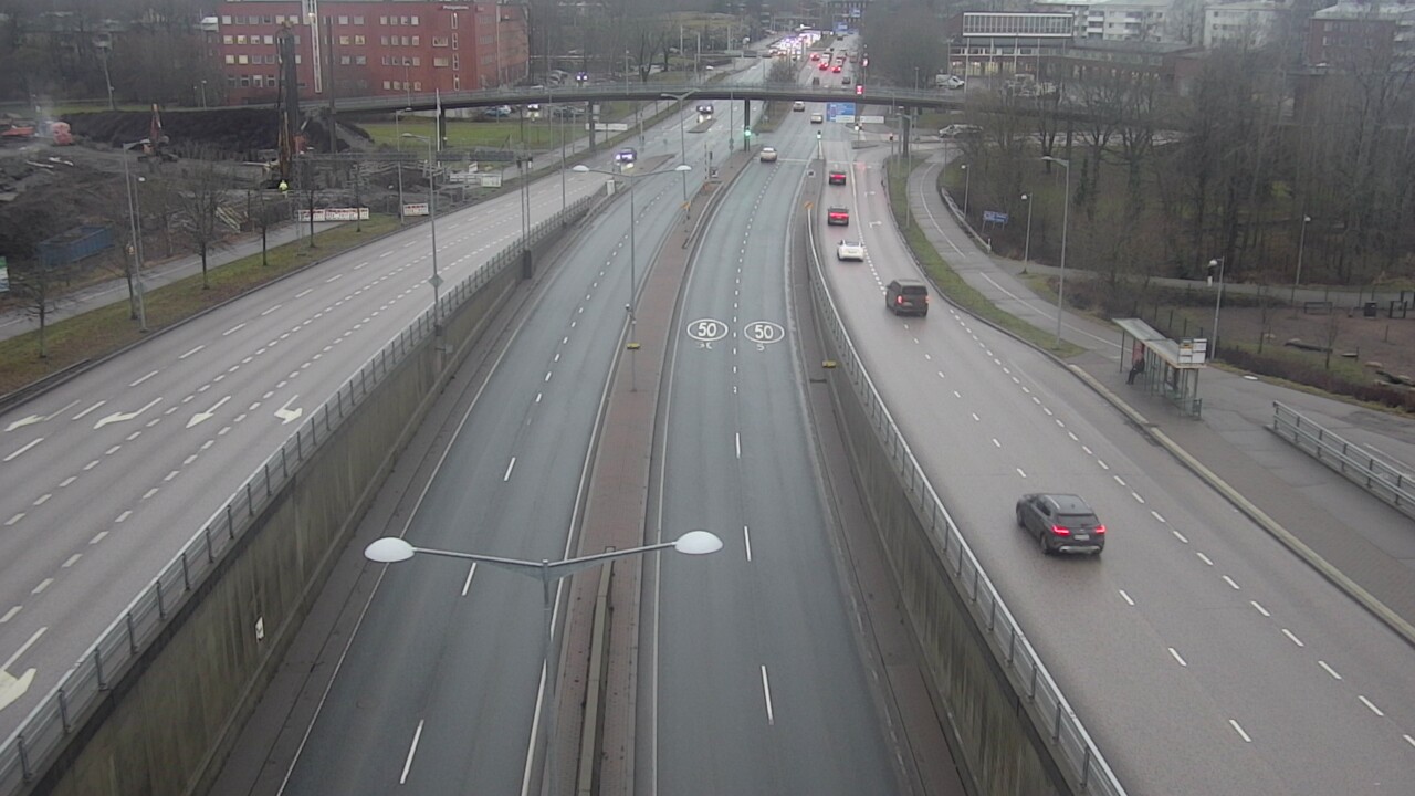 Weather Camera Image Väg 100 Helsingfors Skogsbackavägen, Stenhagen, Mast, Helsinki, Uusimaa