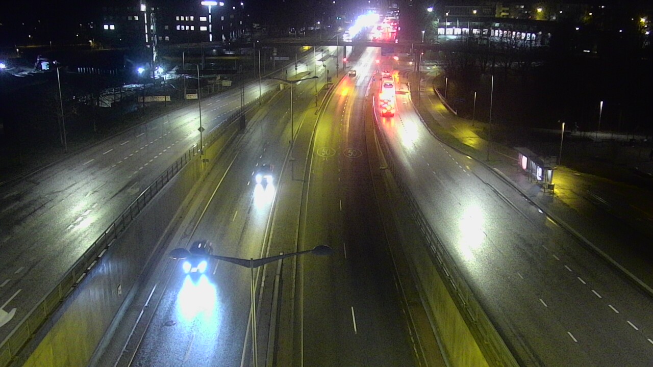 Weather Camera Image Väg 100 Helsingfors Skogsbackavägen, Stenhagen, Mast, Helsinki, Uusimaa