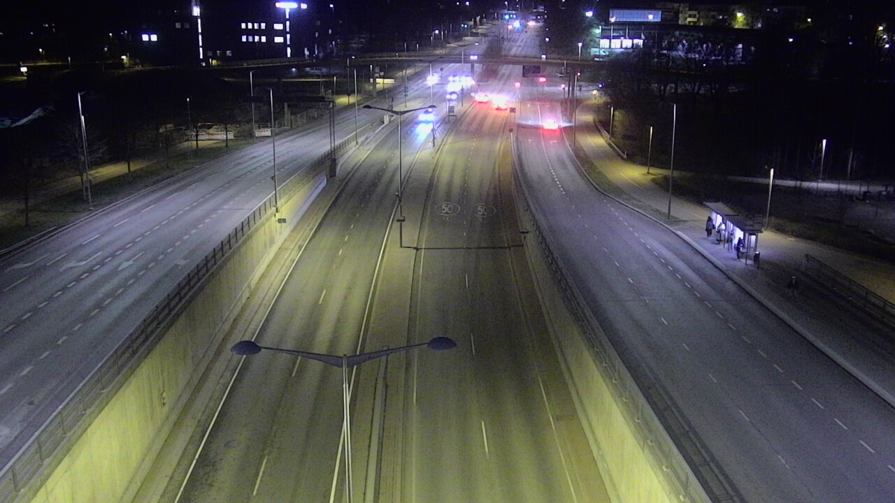 Weather Camera Image Road 100 Helsinki Hakamäentie, Kivihaka, Mast, Helsinki, Uusimaa