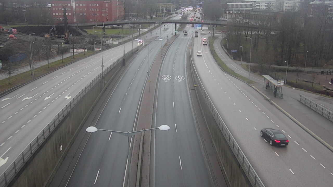 Weather Camera Image Väg 100 Helsingfors Skogsbackavägen, Stenhagen, Mast, Helsinki, Uusimaa