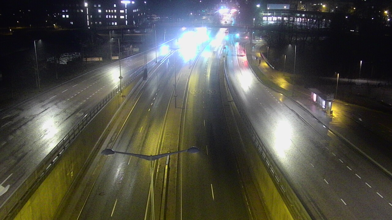 Weather Camera Image Väg 100 Helsingfors Skogsbackavägen, Stenhagen, Mast, Helsinki, Uusimaa