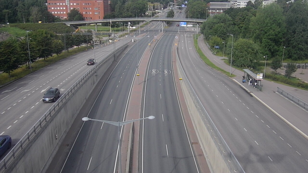 Weather Camera Image Road 100 Helsinki Hakamäentie, Kivihaka, Mast, Helsinki, Uusimaa