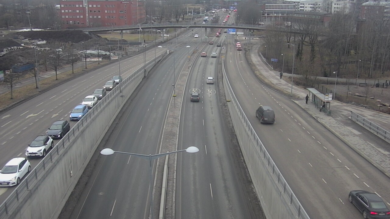 Weather Camera Image Road 100 Helsinki Hakamäentie, Kivihaka, Mast, Helsinki, Uusimaa