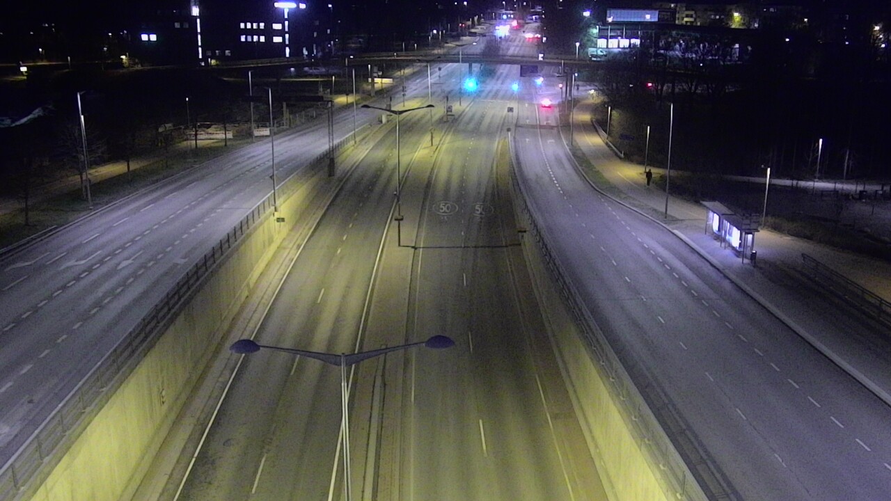 Weather Camera Image Road 100 Helsinki Hakamäentie, Kivihaka, Mast, Helsinki, Uusimaa