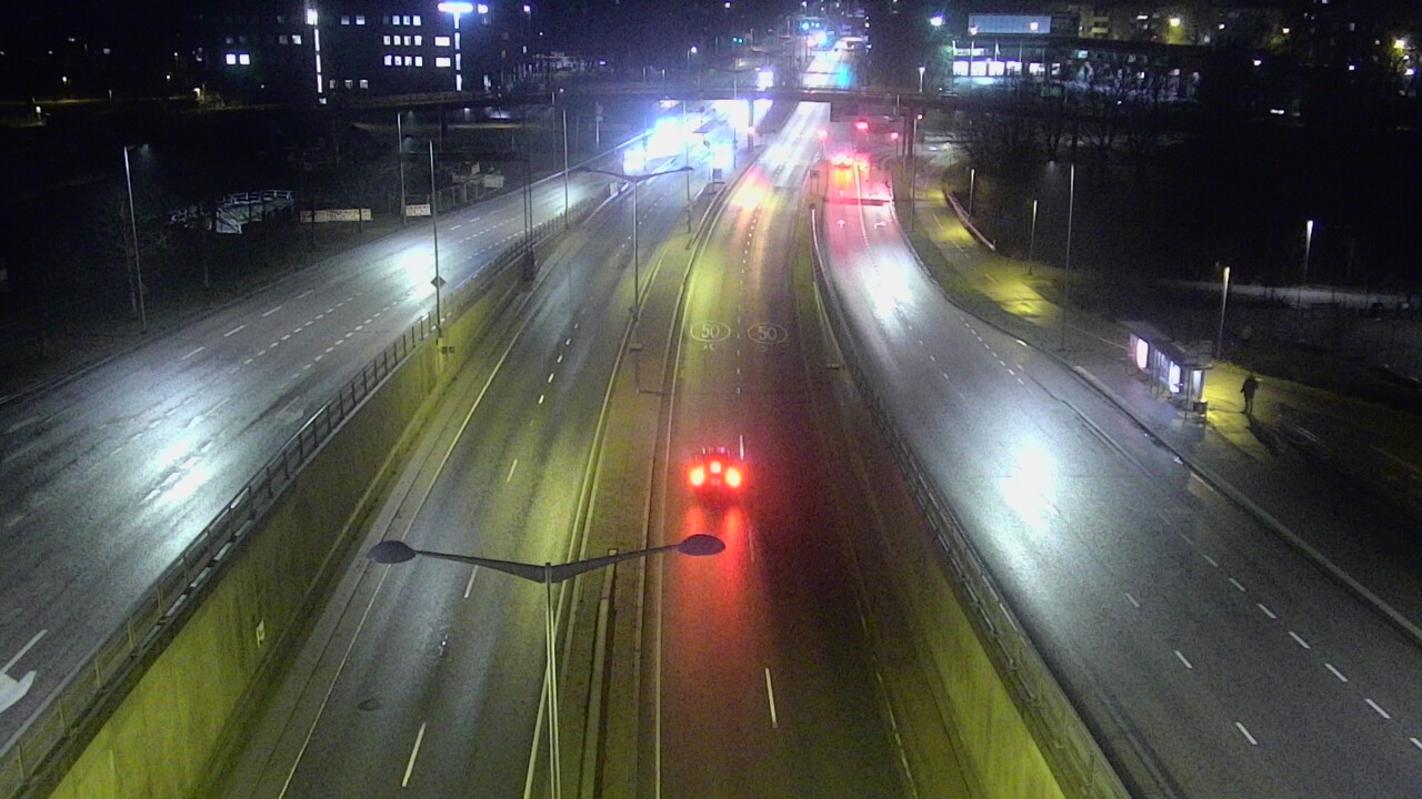 Weather Camera Image Väg 100 Helsingfors Skogsbackavägen, Stenhagen, Mast, Helsinki, Uusimaa