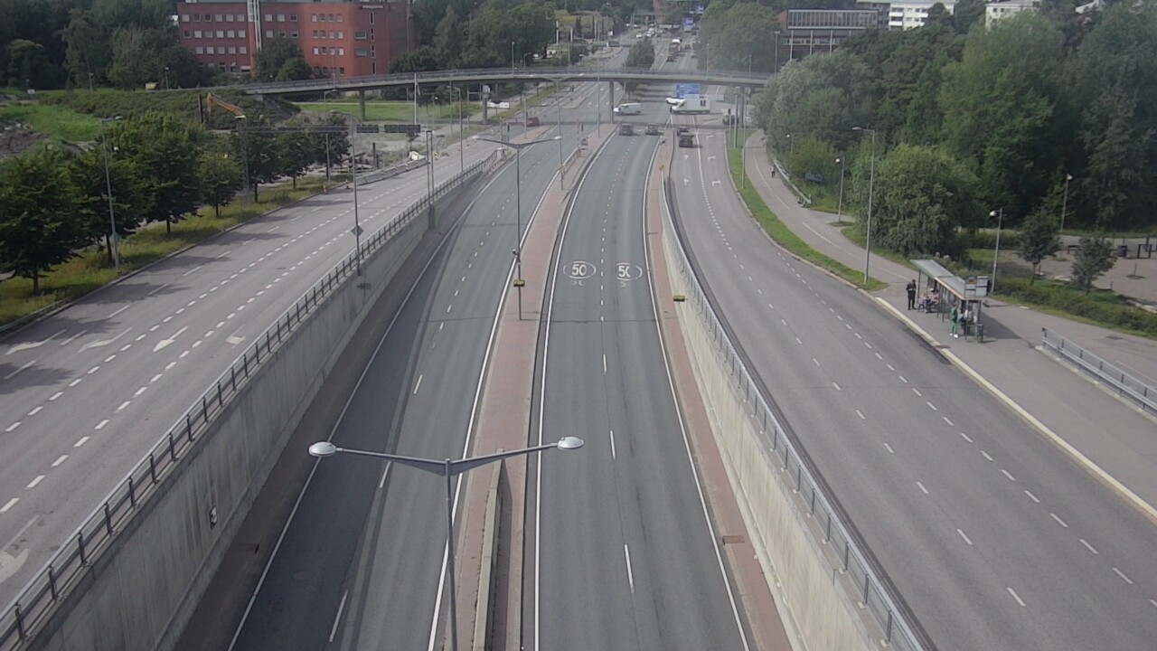 Weather Camera Image Road 100 Helsinki Hakamäentie, Kivihaka, Mast, Helsinki, Uusimaa
