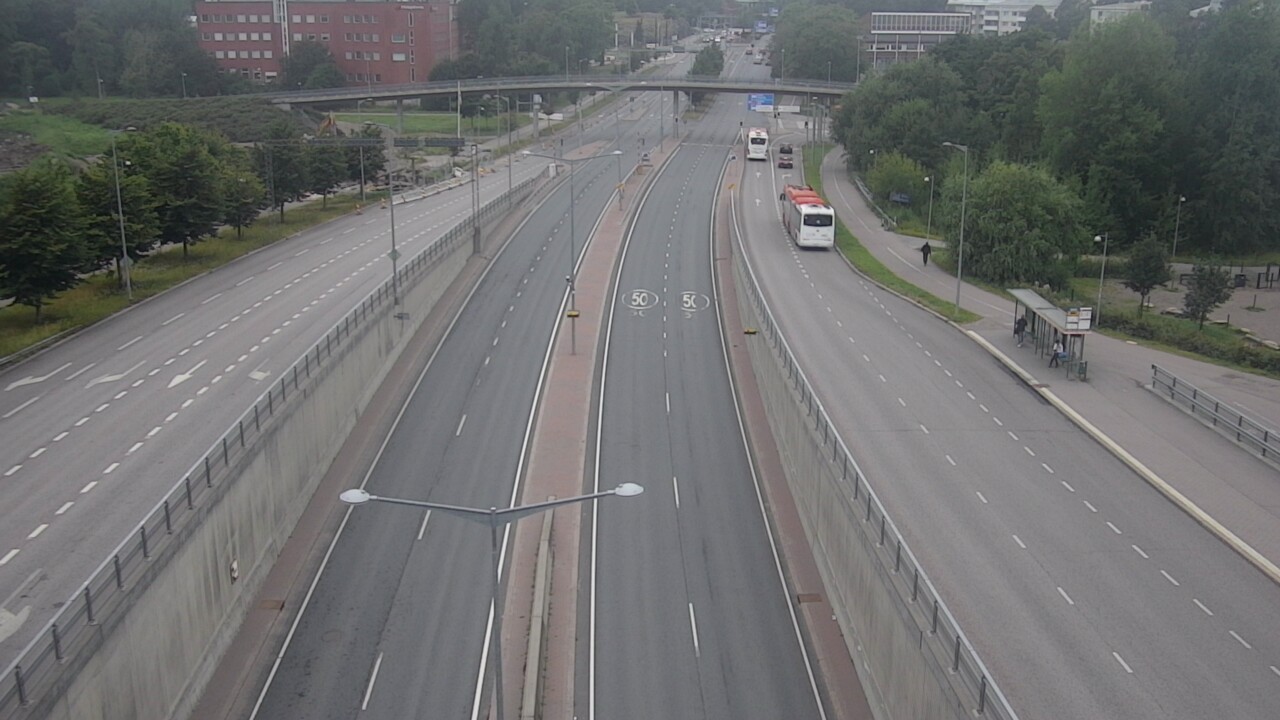 Weather Camera Image Road 100 Helsinki Hakamäentie, Kivihaka, Mast, Helsinki, Uusimaa