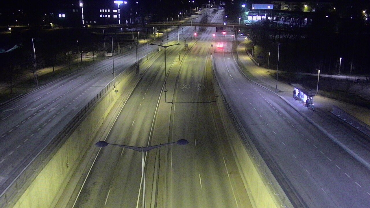 Weather Camera Image Road 100 Helsinki Hakamäentie, Kivihaka, Mast, Helsinki, Uusimaa