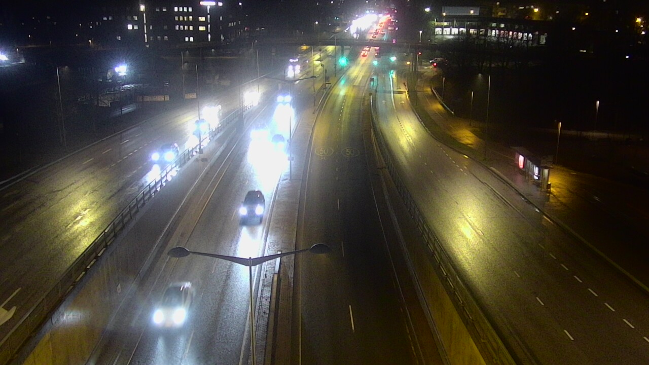 Weather Camera Image Väg 100 Helsingfors Skogsbackavägen, Stenhagen, Mast, Helsinki, Uusimaa