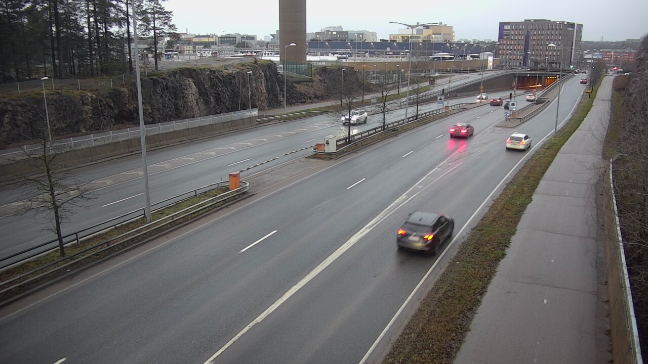 Weather Camera Image Road 100 Helsinki Hakamäentie, Ilmala, Helsinki, Uusimaa
