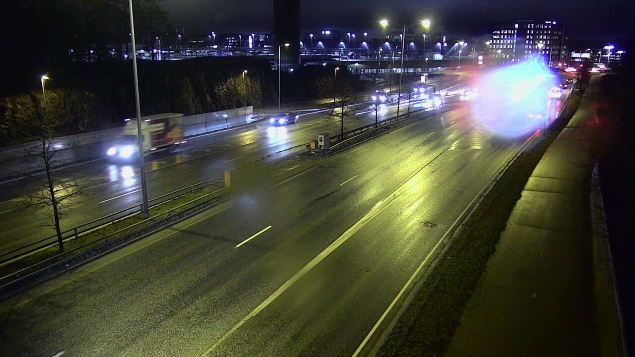 Weather Camera Image Road 100 Helsinki Hakamäentie, Ilmala, Helsinki, Uusimaa