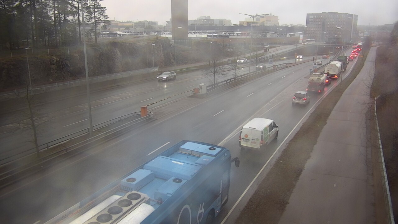 Weather Camera Image Road 100 Helsinki Hakamäentie, Ilmala, Helsinki, Uusimaa