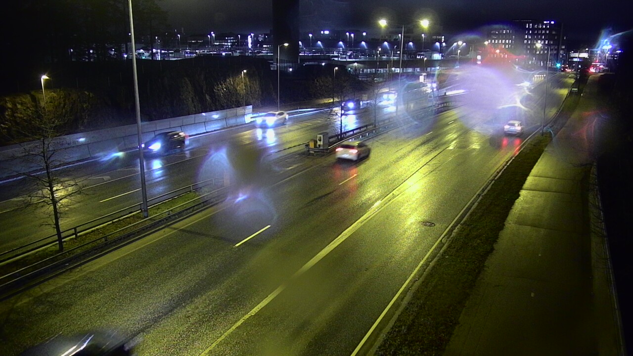 Weather Camera Image Road 100 Helsinki Hakamäentie, Ilmala, Helsinki, Uusimaa