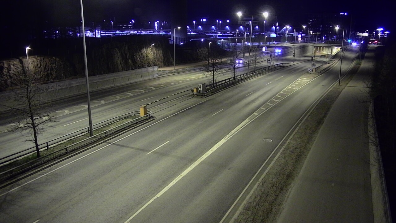 Weather Camera Image Väg 100 Helsingfors Skogsbackavägen, Ilmala, Helsinki, Uusimaa