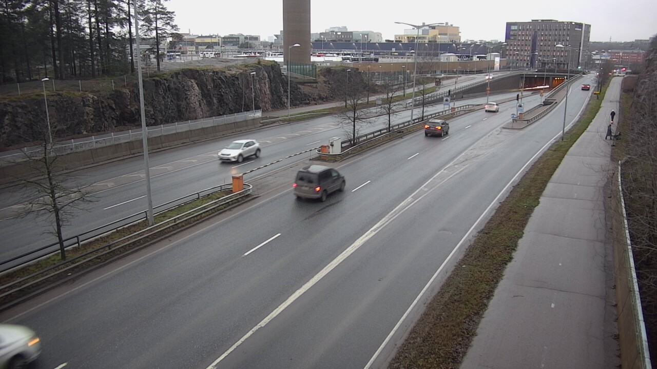 Weather Camera Image Road 100 Helsinki Hakamäentie, Ilmala, Helsinki, Uusimaa