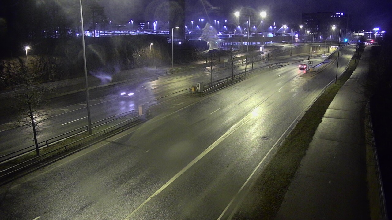 Weather Camera Image Väg 100 Helsingfors Skogsbackavägen, Ilmala, Helsinki, Uusimaa