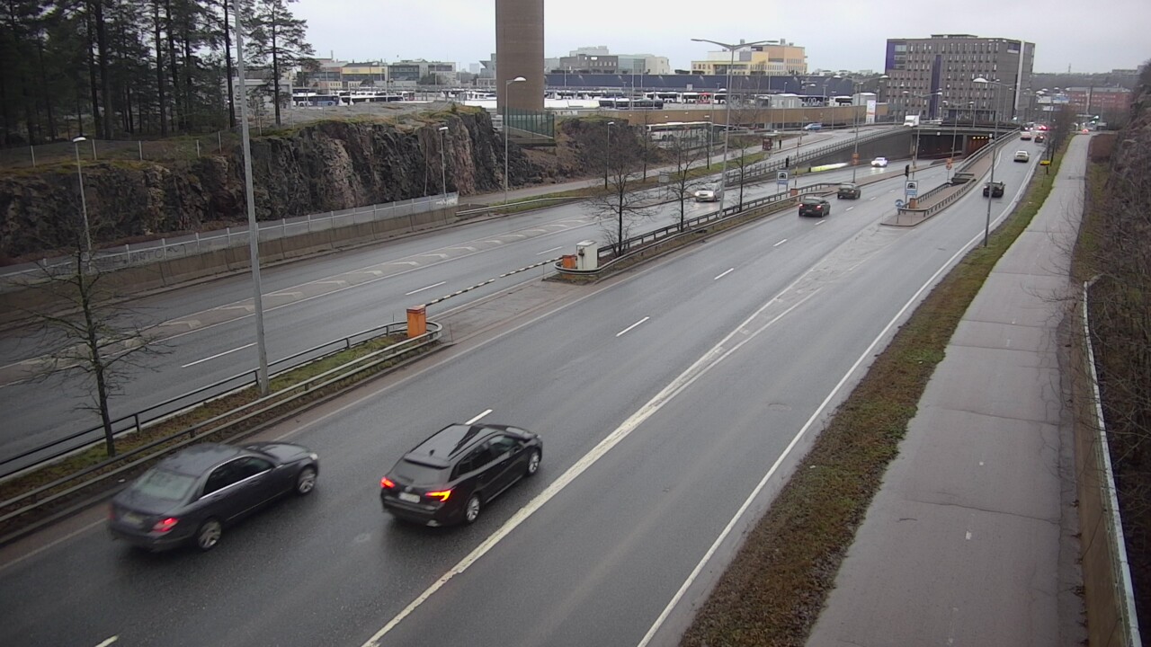 Weather Camera Image Road 100 Helsinki Hakamäentie, Ilmala, Helsinki, Uusimaa