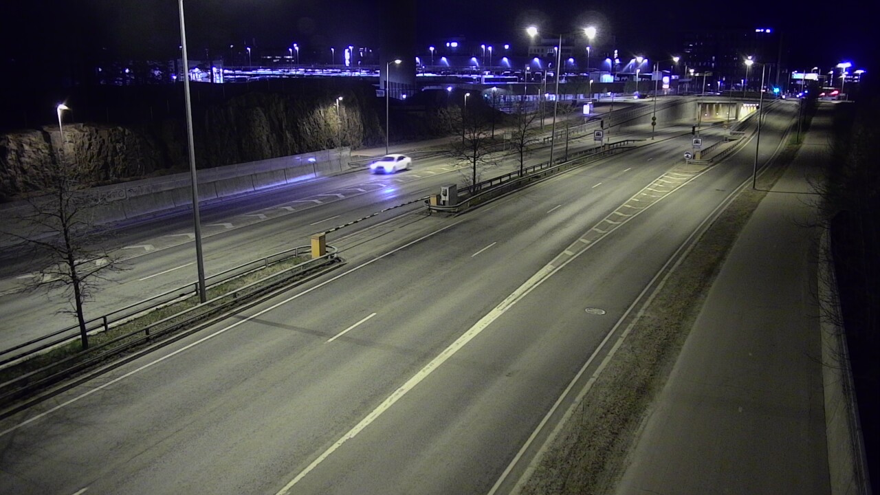 Weather Camera Image Väg 100 Helsingfors Skogsbackavägen, Ilmala, Helsinki, Uusimaa