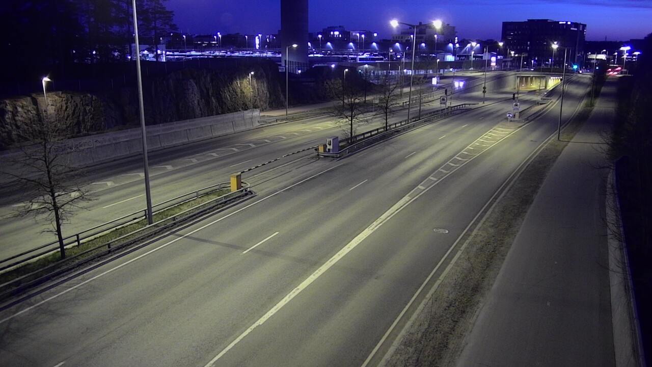 Weather Camera Image Väg 100 Helsingfors Skogsbackavägen, Ilmala, Helsinki, Uusimaa