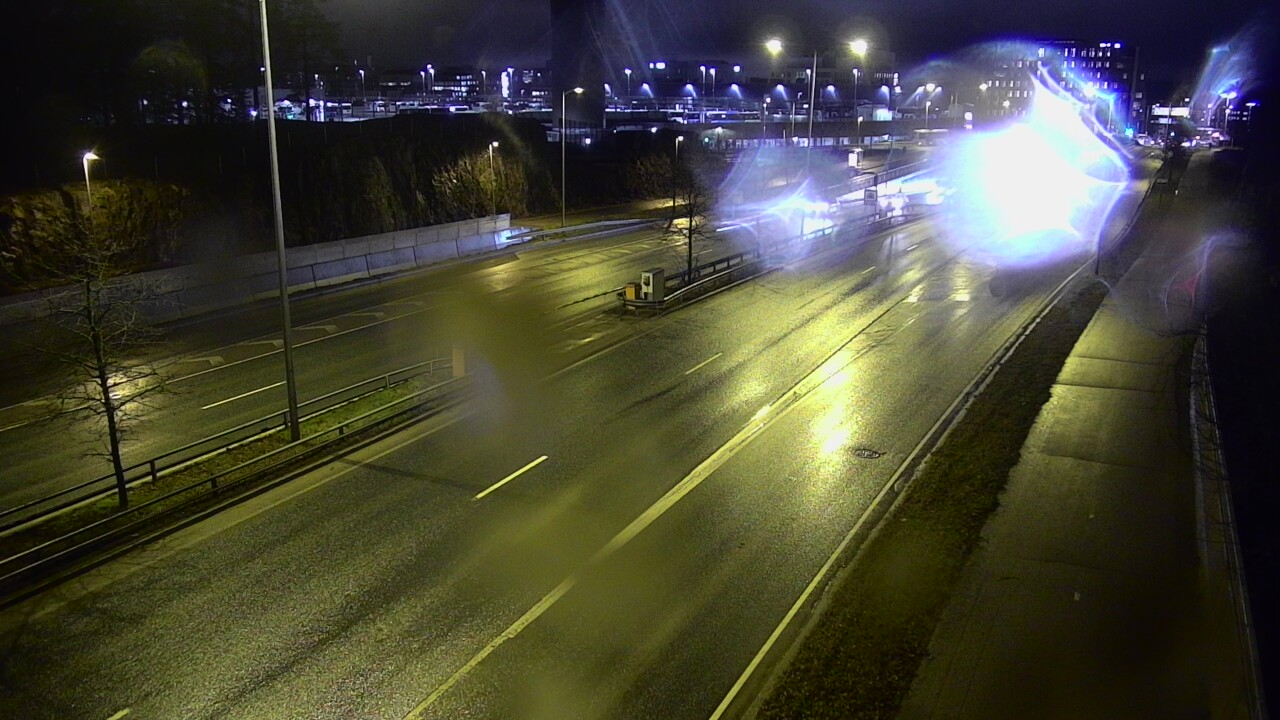 Weather Camera Image Road 100 Helsinki Hakamäentie, Ilmala, Helsinki, Uusimaa