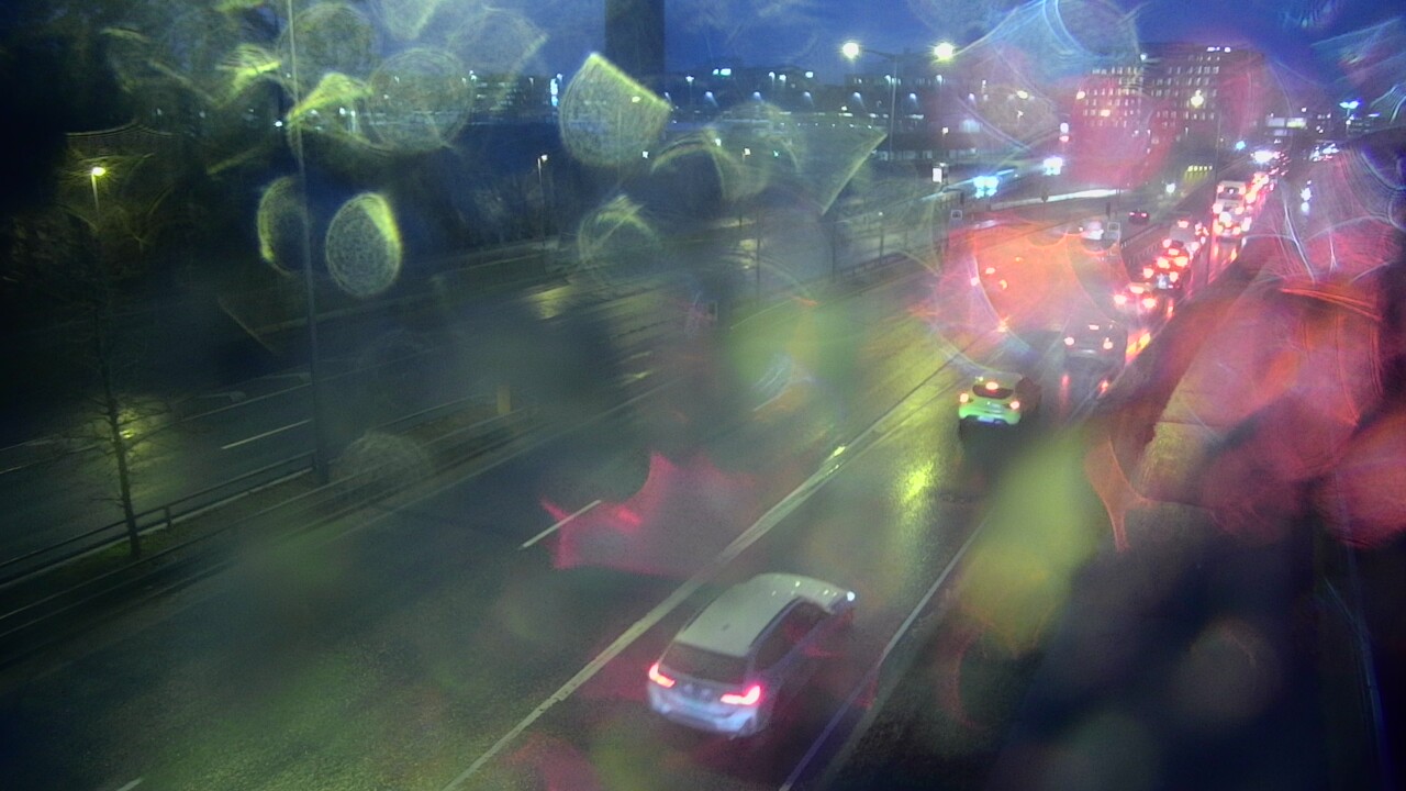 Weather Camera Image Väg 100 Helsingfors Skogsbackavägen, Ilmala, Helsinki, Uusimaa