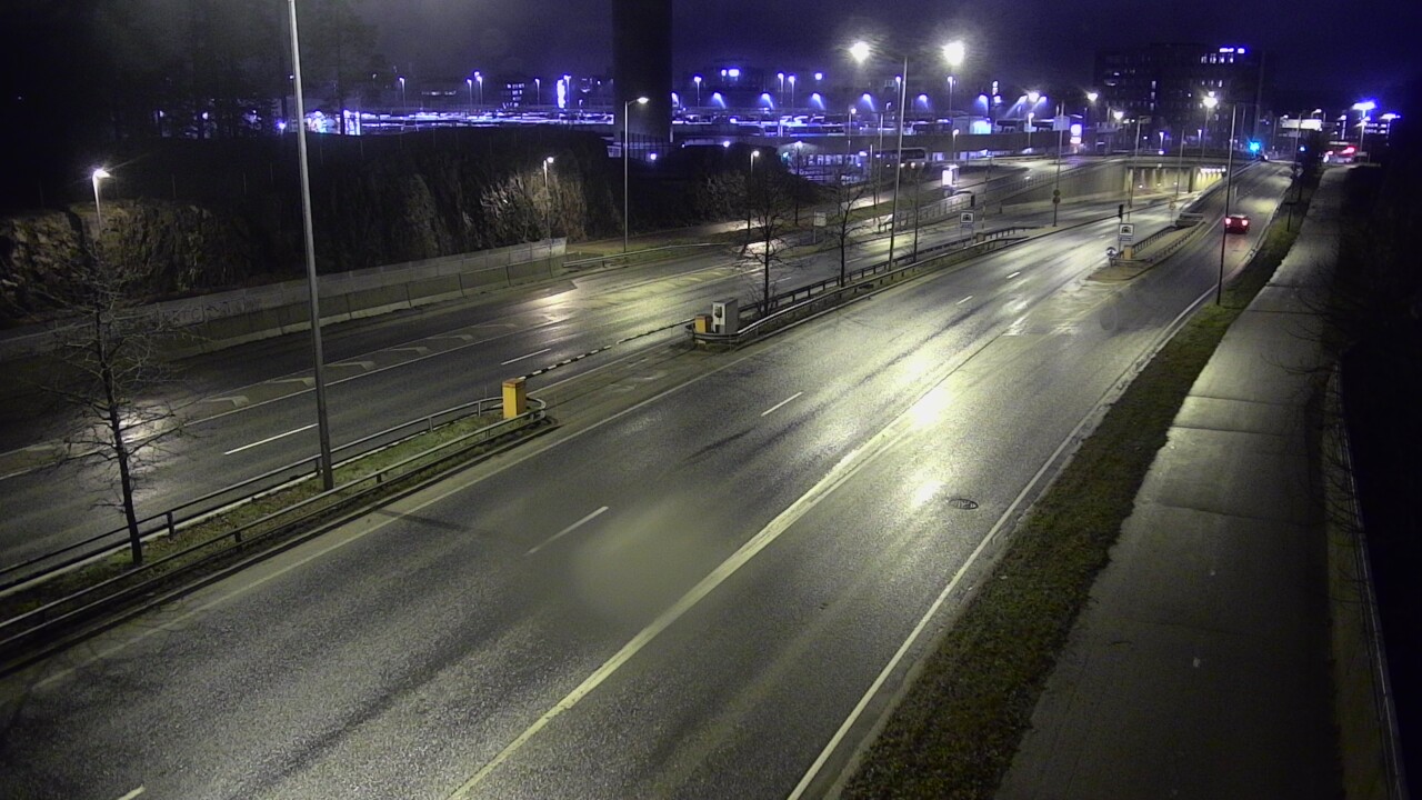 Weather Camera Image Väg 100 Helsingfors Skogsbackavägen, Ilmala, Helsinki, Uusimaa