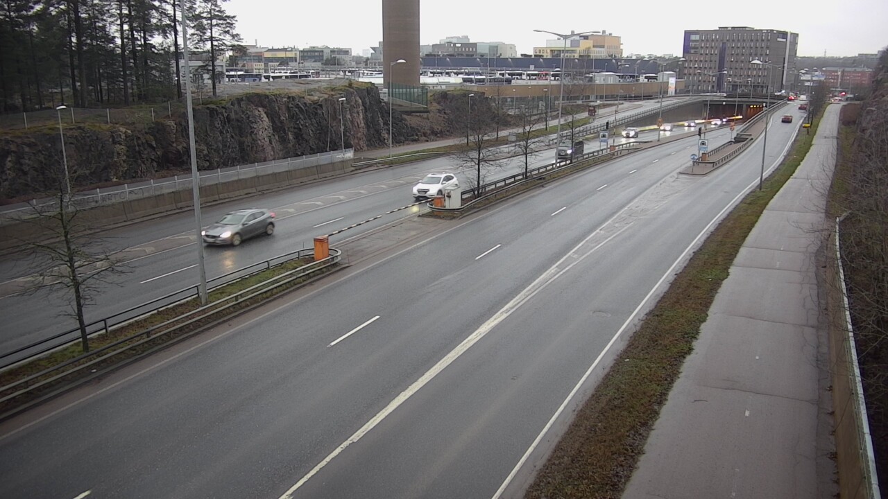 Weather Camera Image Road 100 Helsinki Hakamäentie, Ilmala, Helsinki, Uusimaa