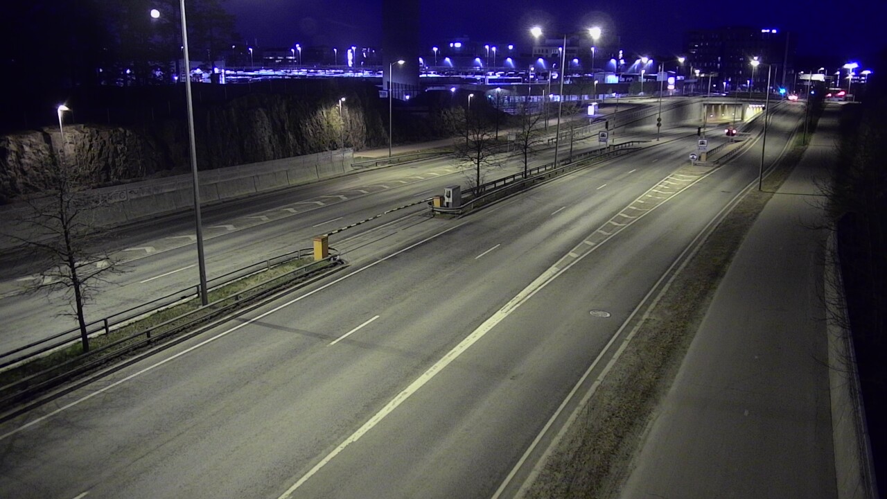 Weather Camera Image Väg 100 Helsingfors Skogsbackavägen, Ilmala, Helsinki, Uusimaa