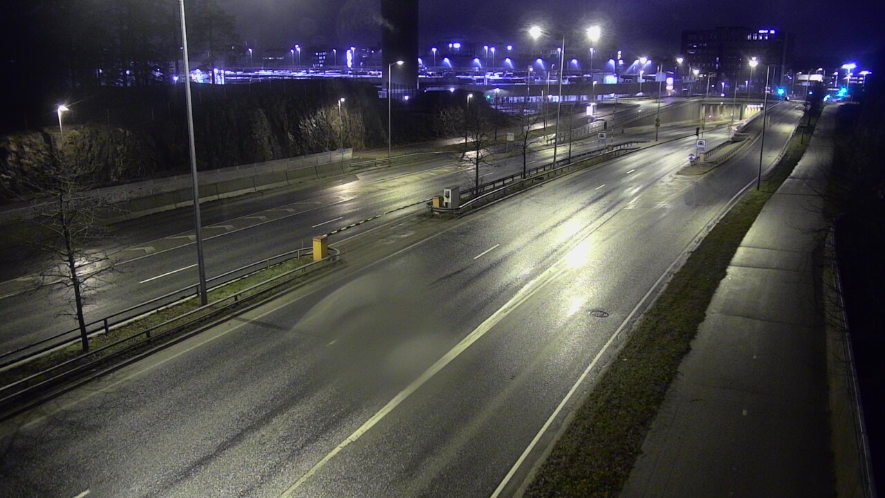 Weather Camera Image Väg 100 Helsingfors Skogsbackavägen, Ilmala, Helsinki, Uusimaa