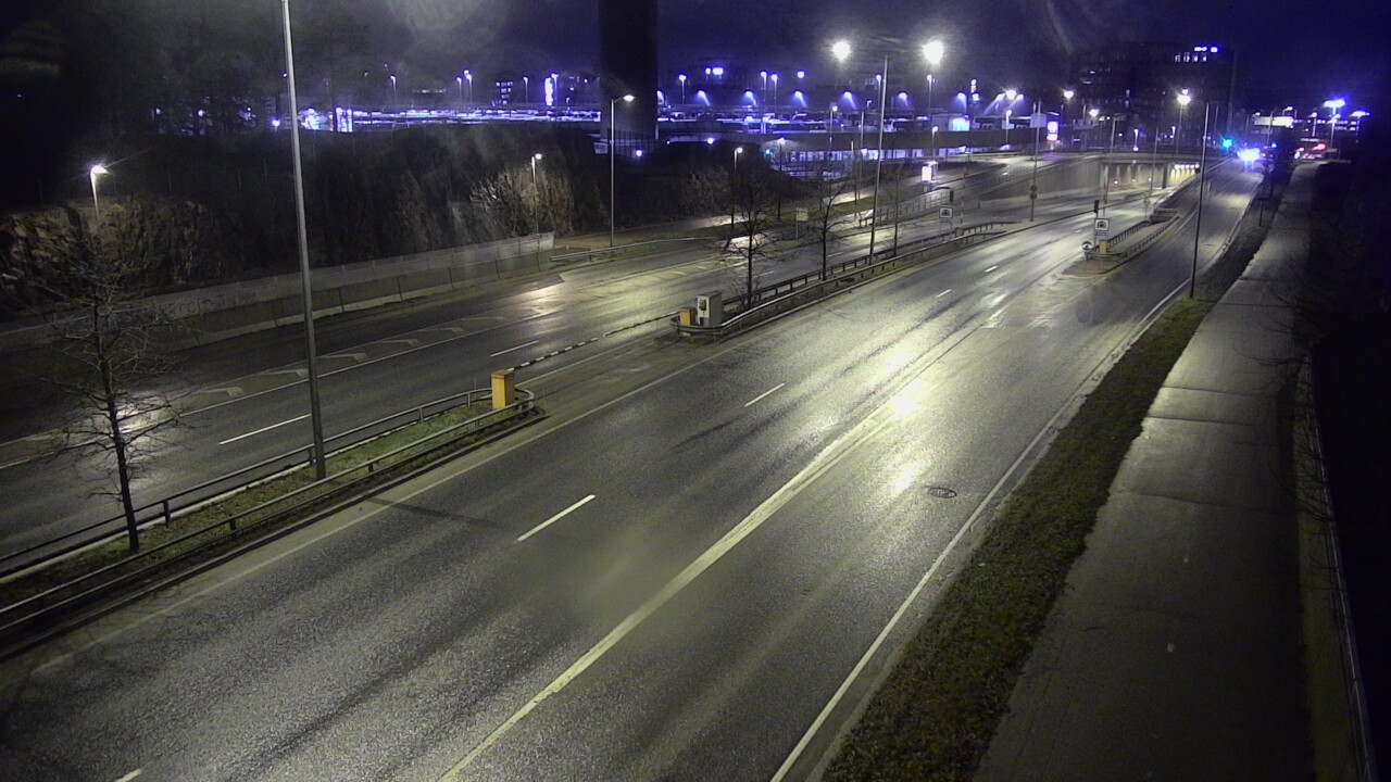 Weather Camera Image Väg 100 Helsingfors Skogsbackavägen, Ilmala, Helsinki, Uusimaa