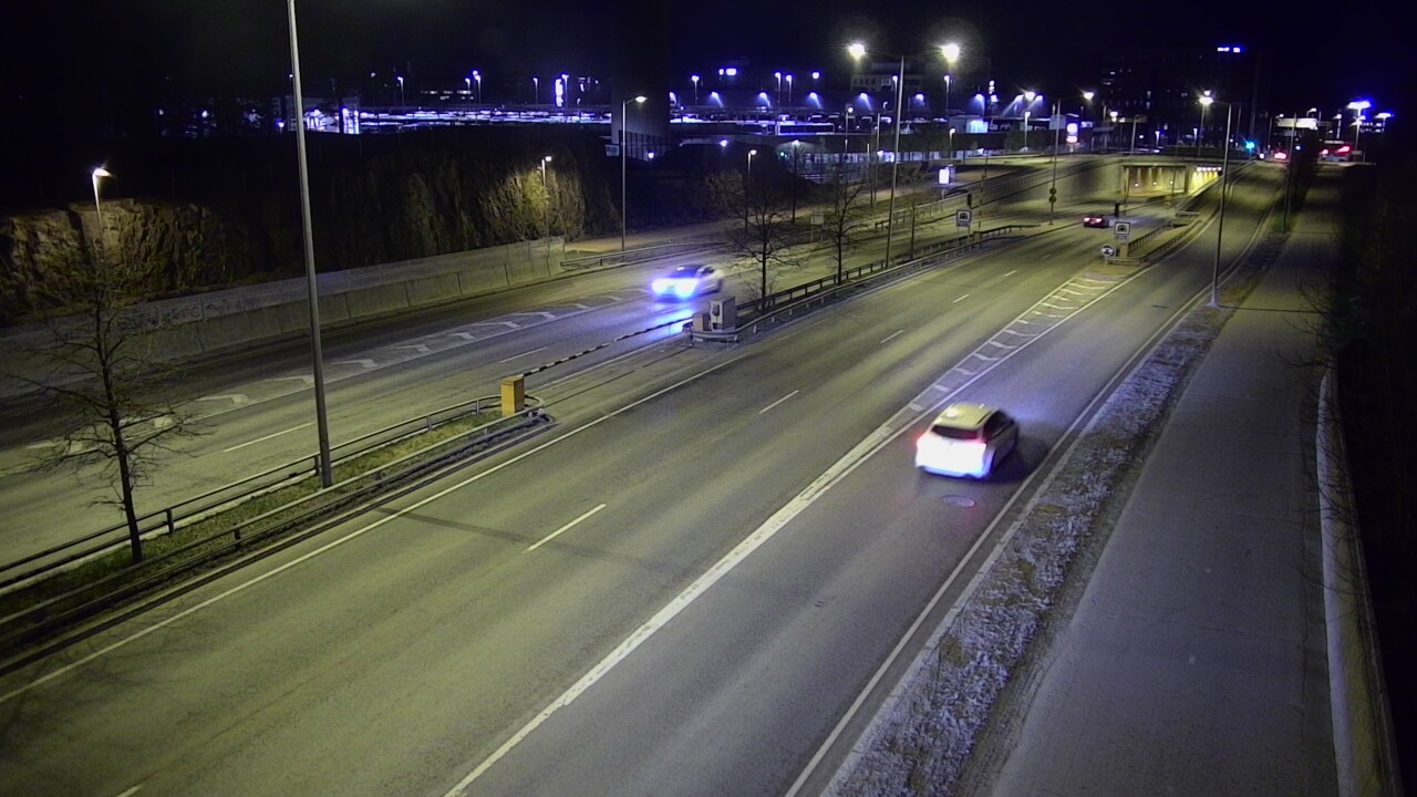 Weather Camera Image Väg 100 Helsingfors Skogsbackavägen, Ilmala, Helsinki, Uusimaa