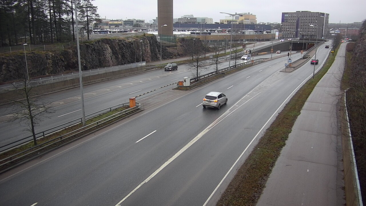 Weather Camera Image Road 100 Helsinki Hakamäentie, Ilmala, Helsinki, Uusimaa