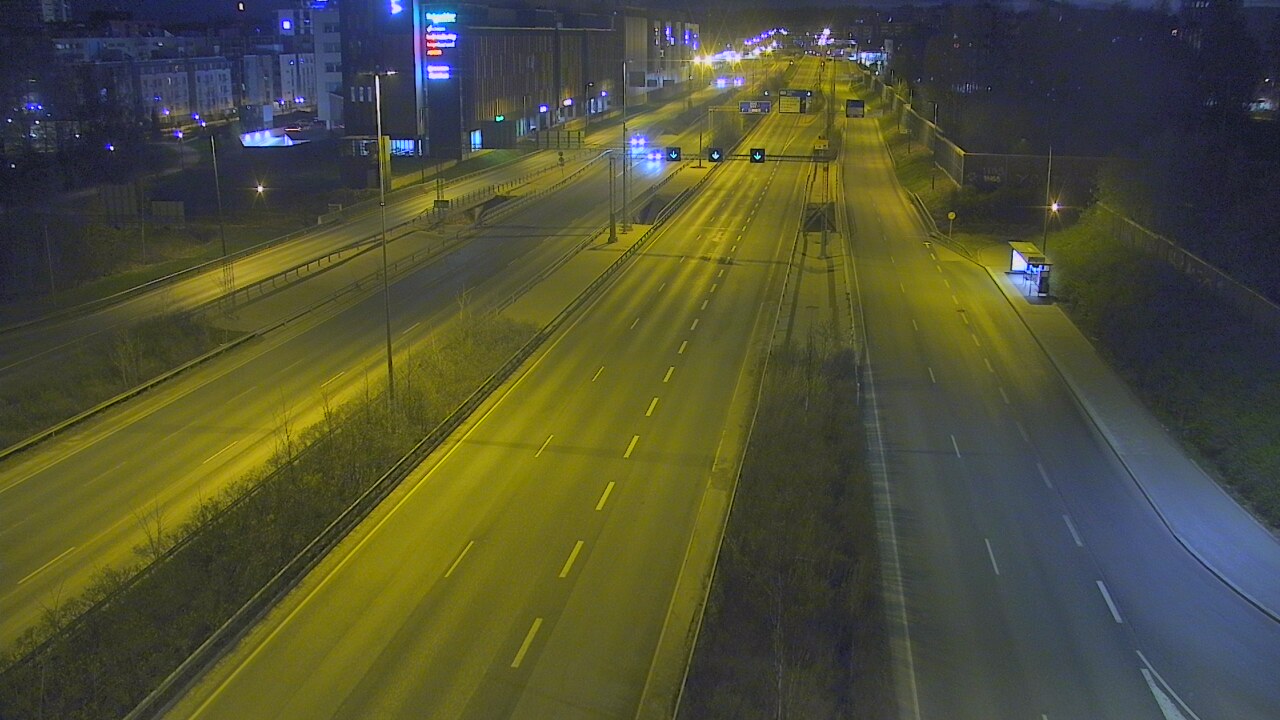 Weather Camera Image Road 101 Espoo Säterinsolmu, Espoo, Uusimaa
