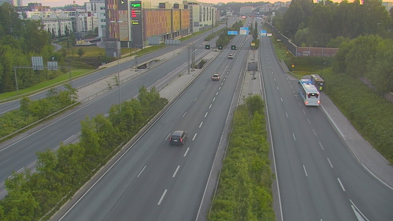 Weather Camera Image Road 101 Espoo Säterinsolmu, Espoo, Uusimaa