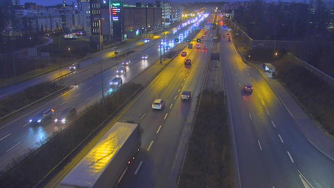 Weather Camera Image Road 101 Espoo Säterinsolmu, Espoo, Uusimaa