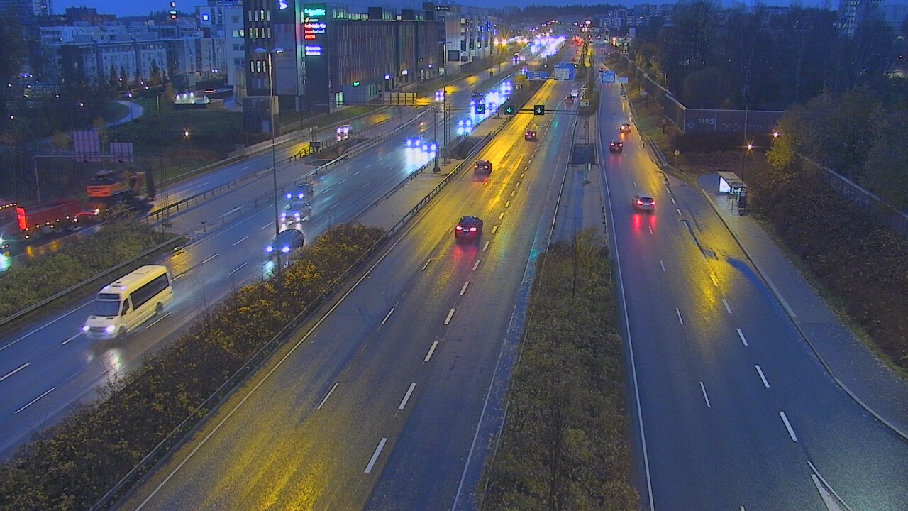 Weather Camera Image Road 101 Espoo Säterinsolmu, Espoo, Uusimaa
