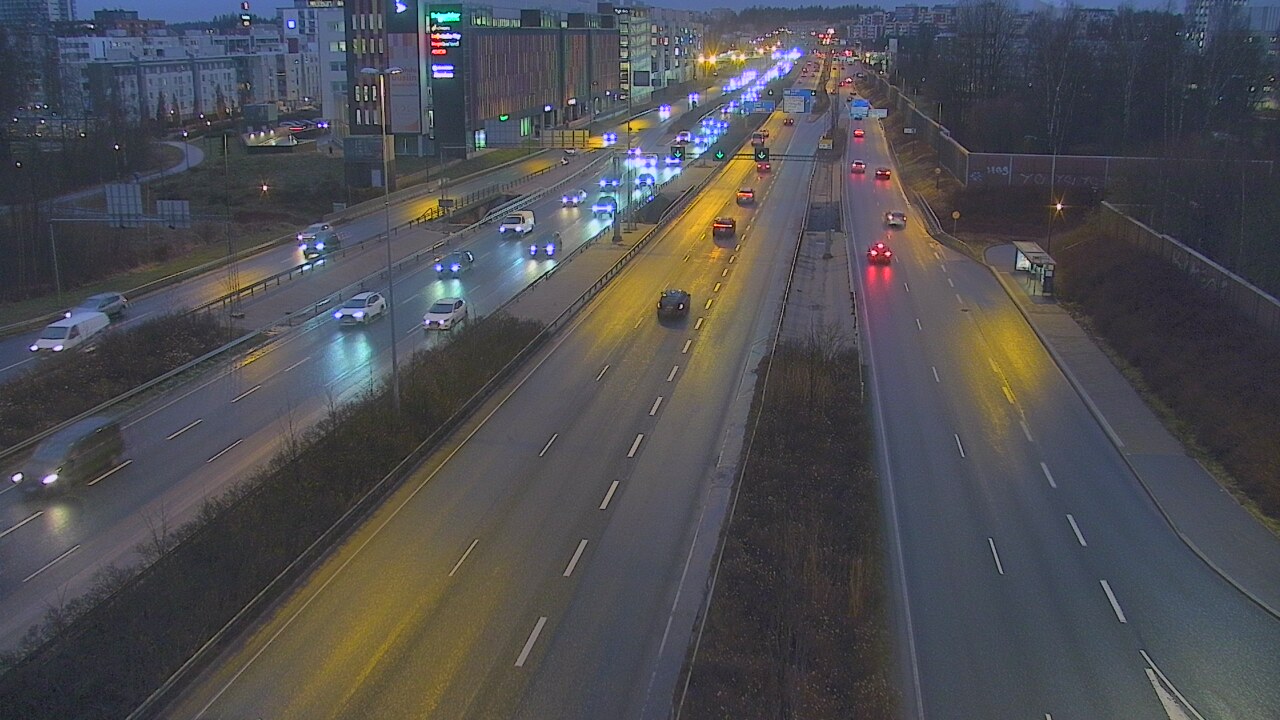 Weather Camera Image Road 101 Espoo Säterinsolmu, Espoo, Uusimaa