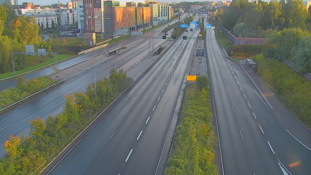 Weather Camera Image Road 101 Espoo Säterinsolmu, Espoo, Uusimaa