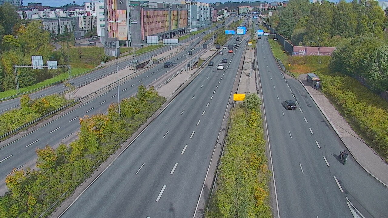 Weather Camera Image Road 101 Espoo Säterinsolmu, Espoo, Uusimaa