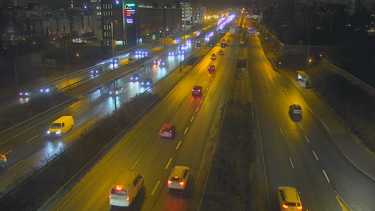 Weather Camera Image Road 101 Espoo Säterinsolmu, Espoo, Uusimaa