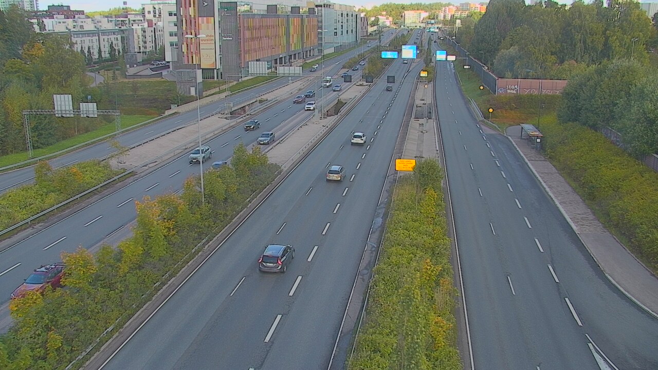 Weather Camera Image Road 101 Espoo Säterinsolmu, Espoo, Uusimaa