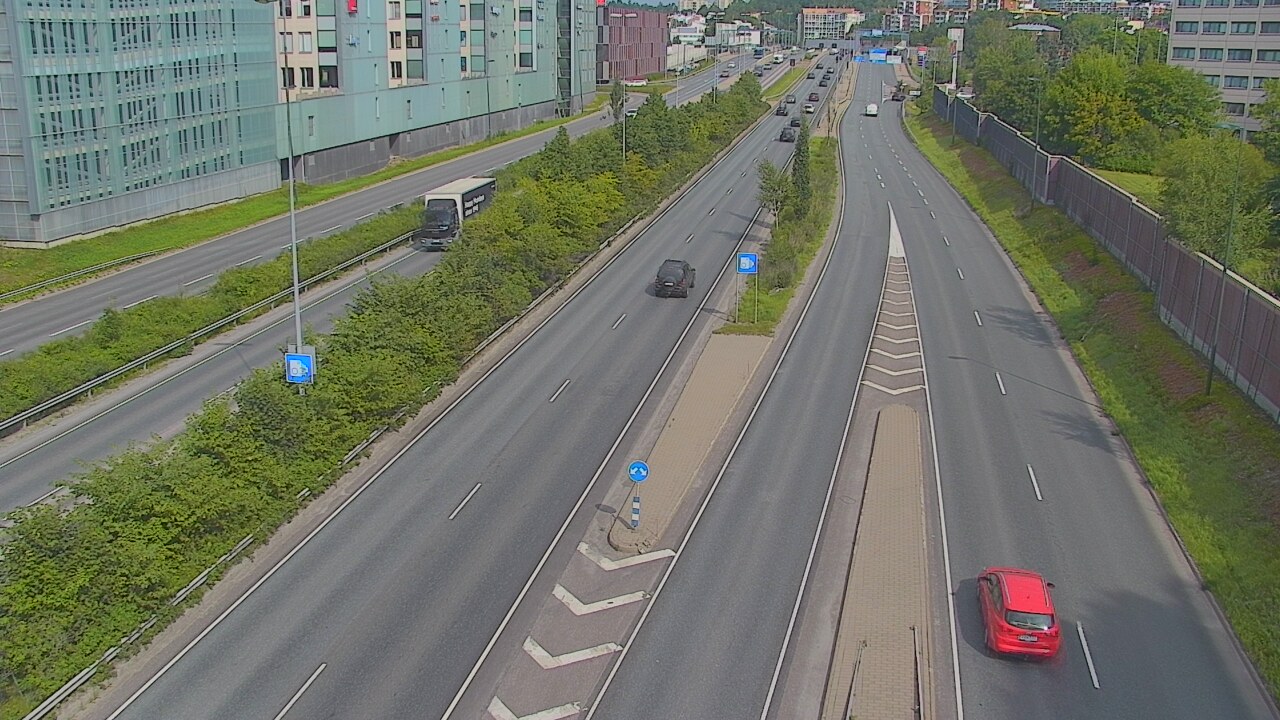 Weather Camera Image Road 101 Espoo Perkkaa, Espoo, Uusimaa