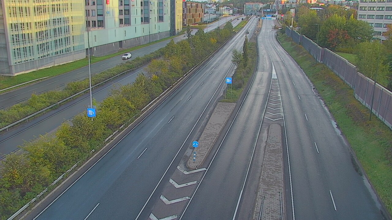 Weather Camera Image Road 101 Espoo Perkkaa, Espoo, Uusimaa