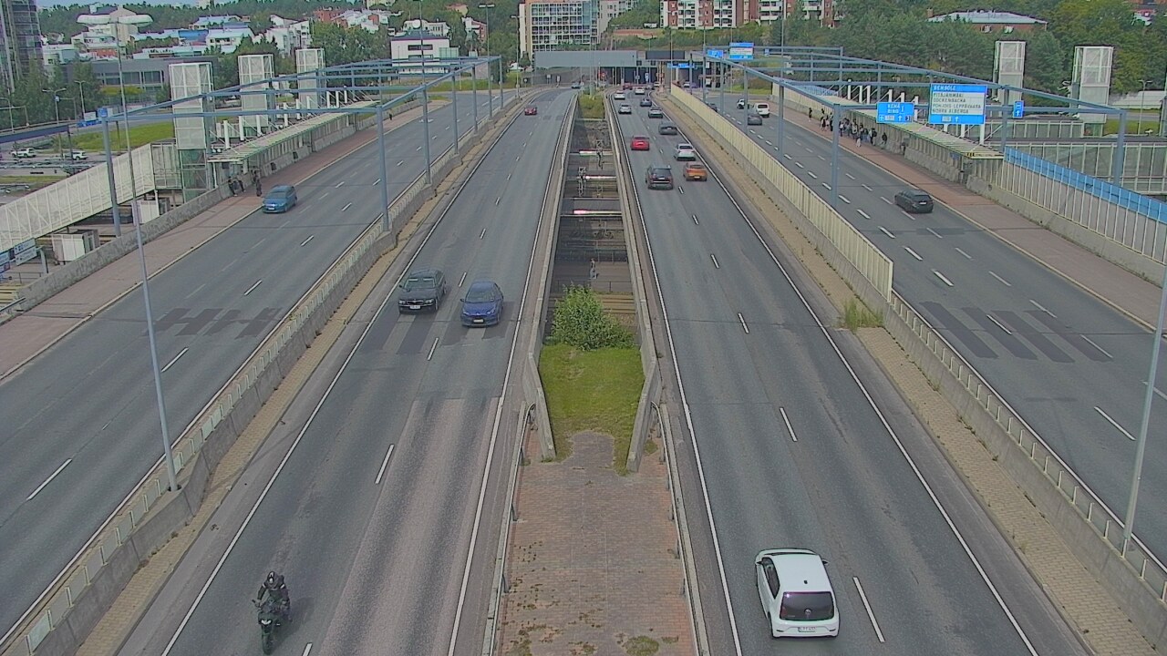 Weather Camera Image Road 101 Espoo Vermo, Espoo, Uusimaa