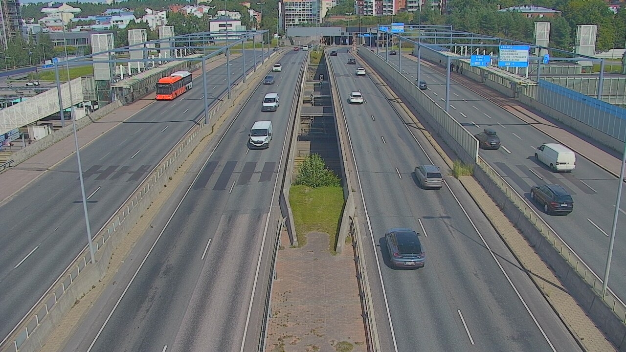 Weather Camera Image Road 101 Espoo Vermo, Espoo, Uusimaa