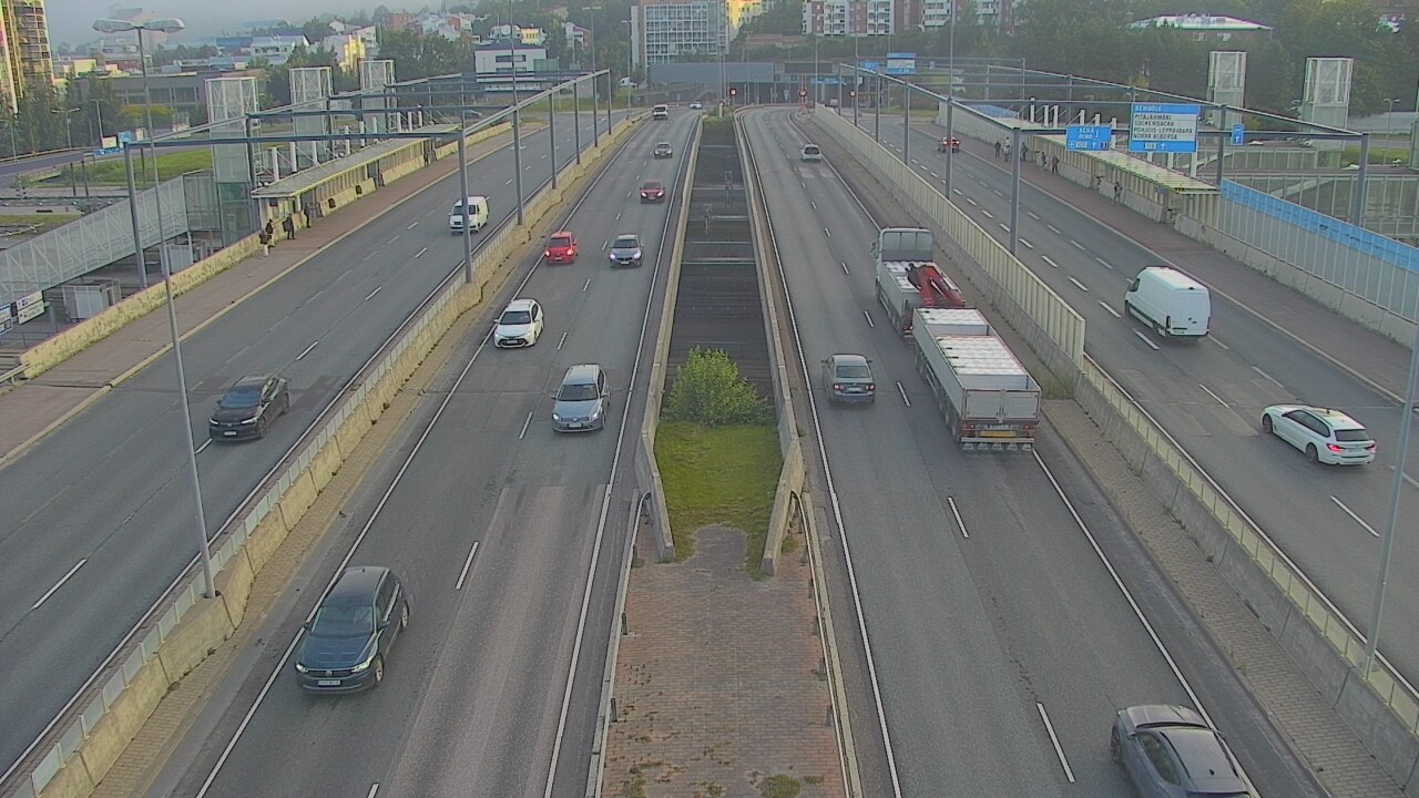 Weather Camera Image Road 101 Espoo Vermo, Espoo, Uusimaa