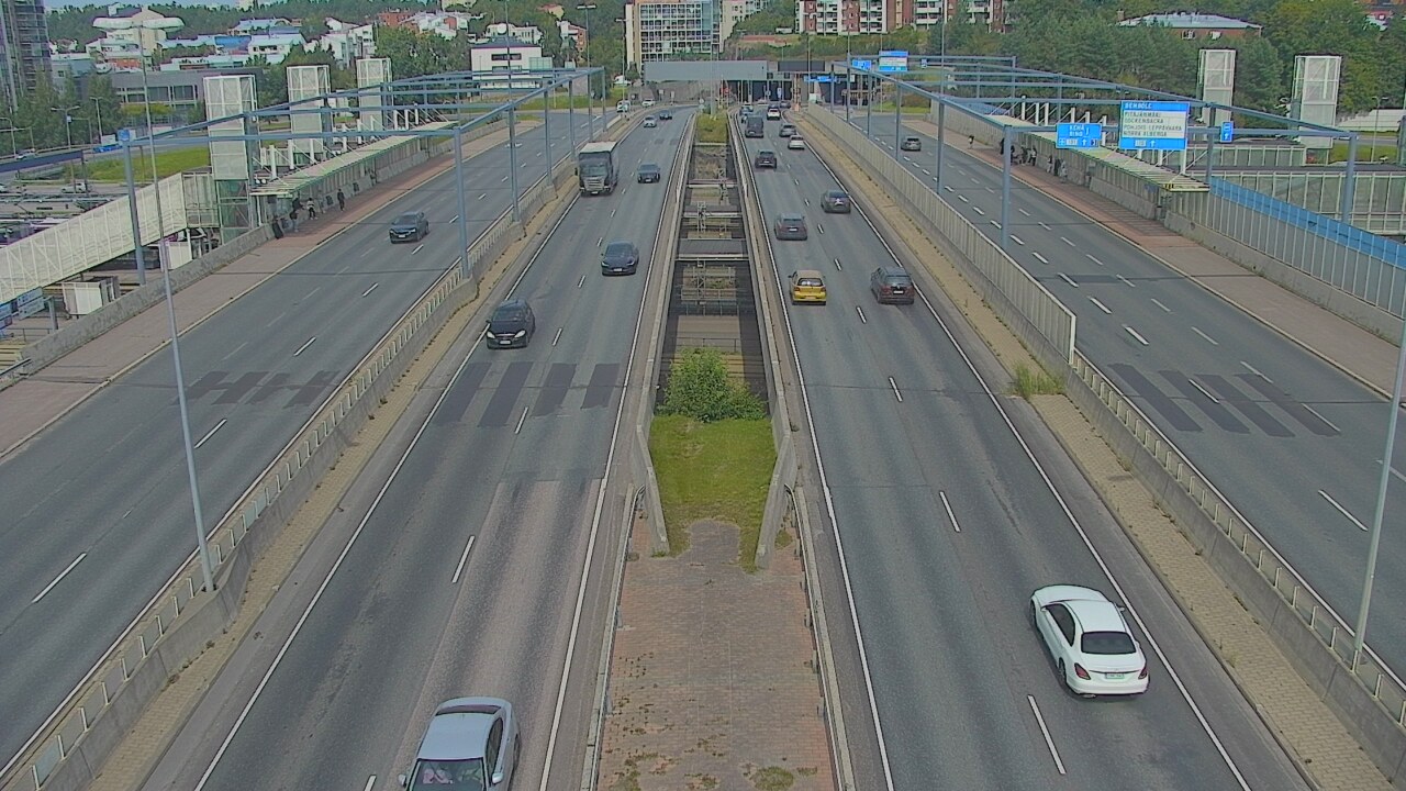 Weather Camera Image Road 101 Espoo Vermo, Espoo, Uusimaa