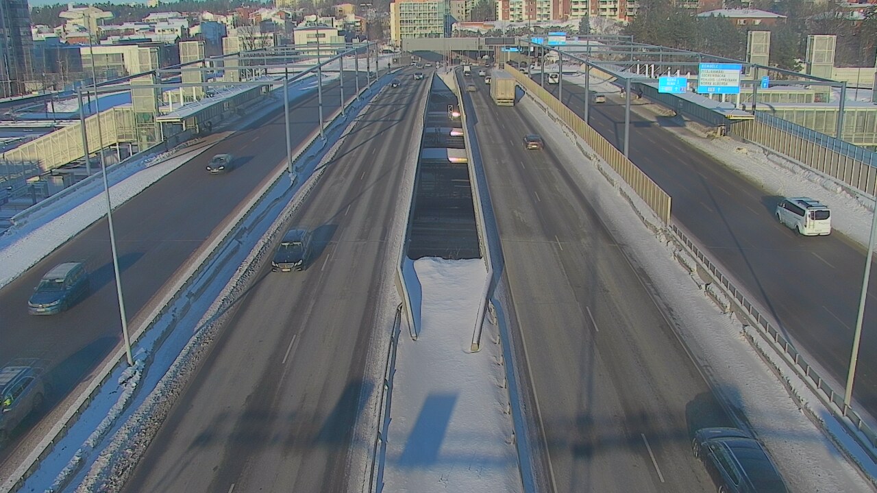 Weather Camera Image Road 101 Espoo Vermo, Espoo, Uusimaa