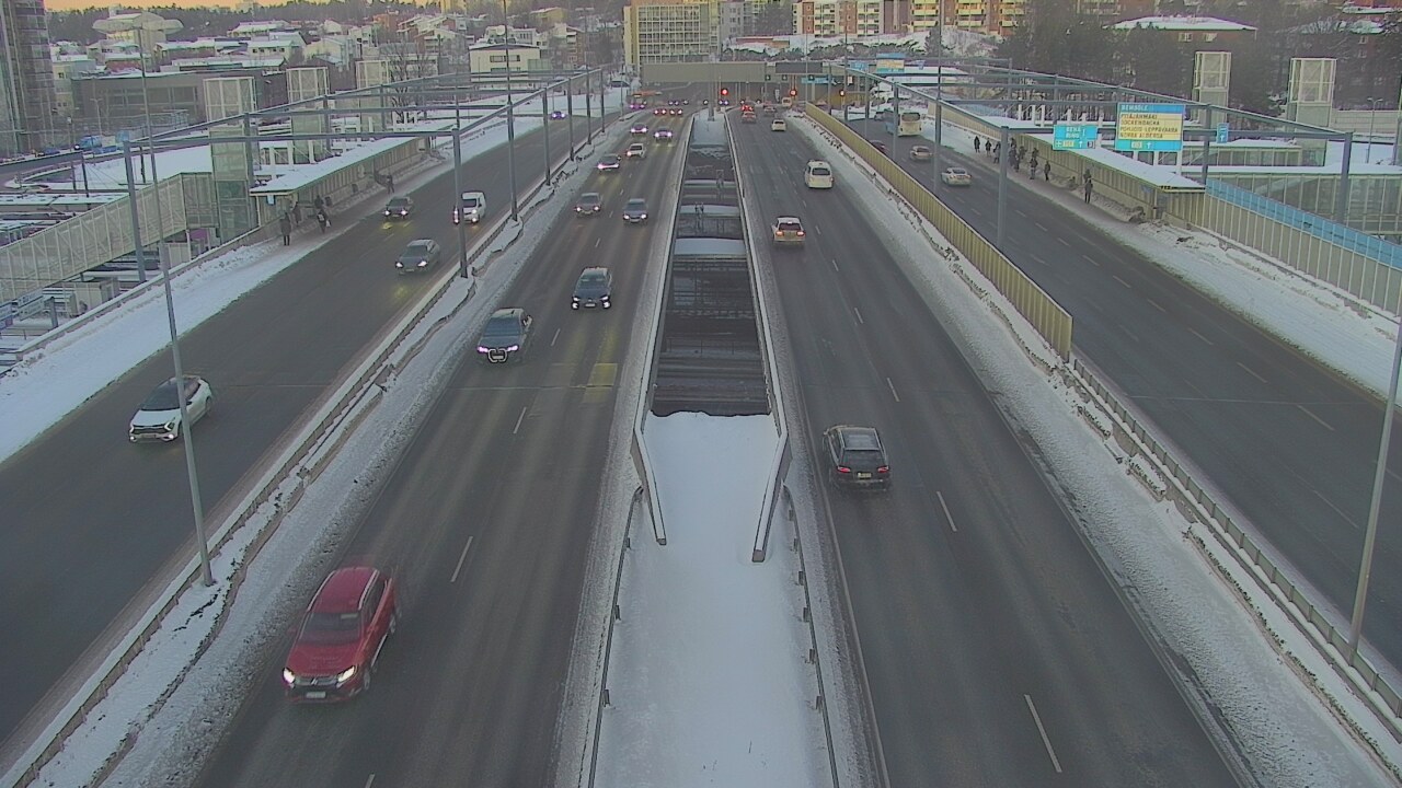 Weather Camera Image Road 101 Espoo Vermo, Espoo, Uusimaa